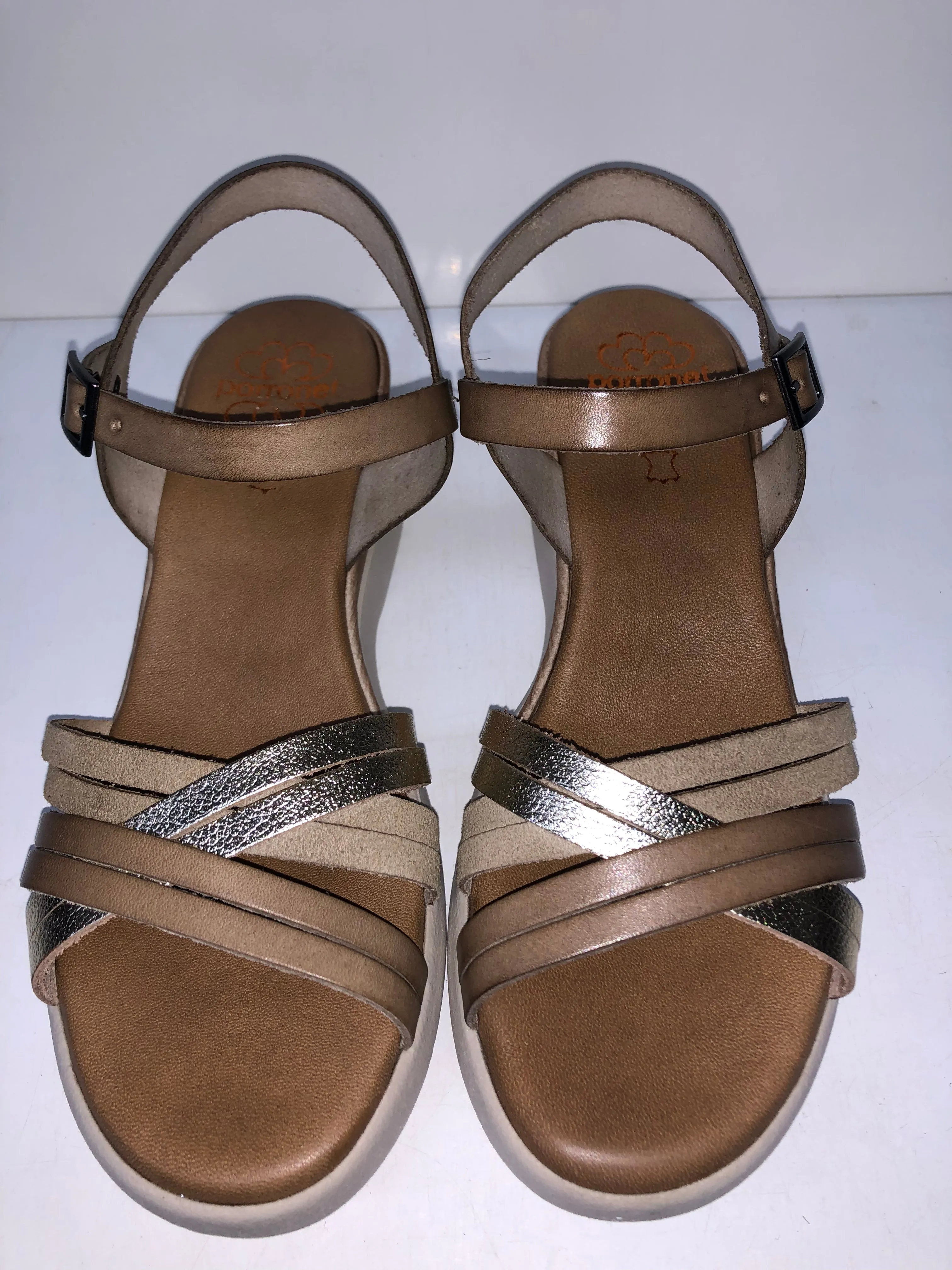 3025 TAUPE PLATINUM
