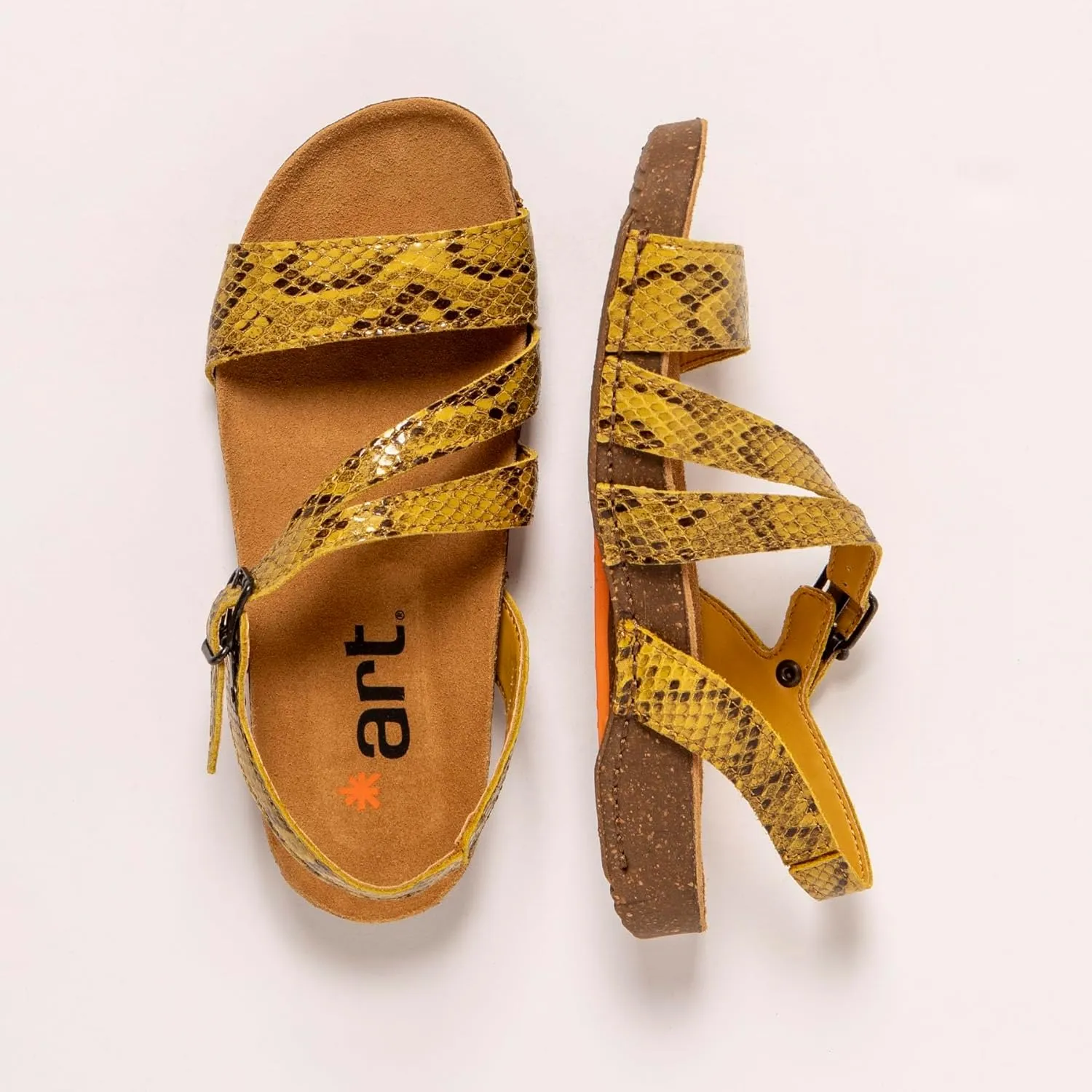 Art Women's Classic Flat Sandal, 6