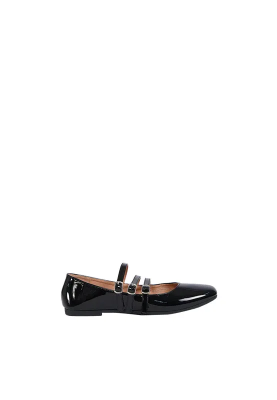 Black Flat Shoes