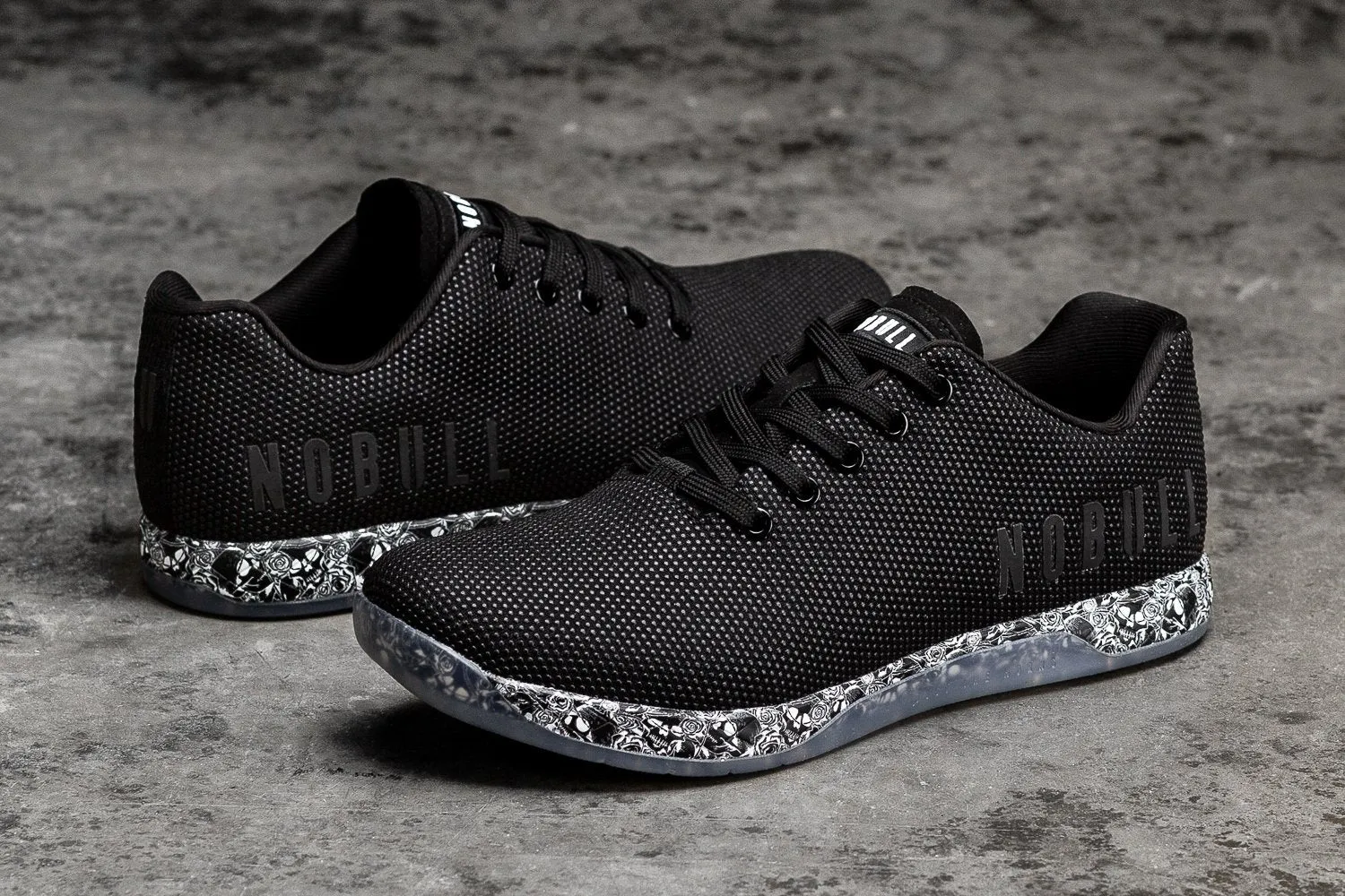 BLACK HEARTS TRAINER (MEN'S)