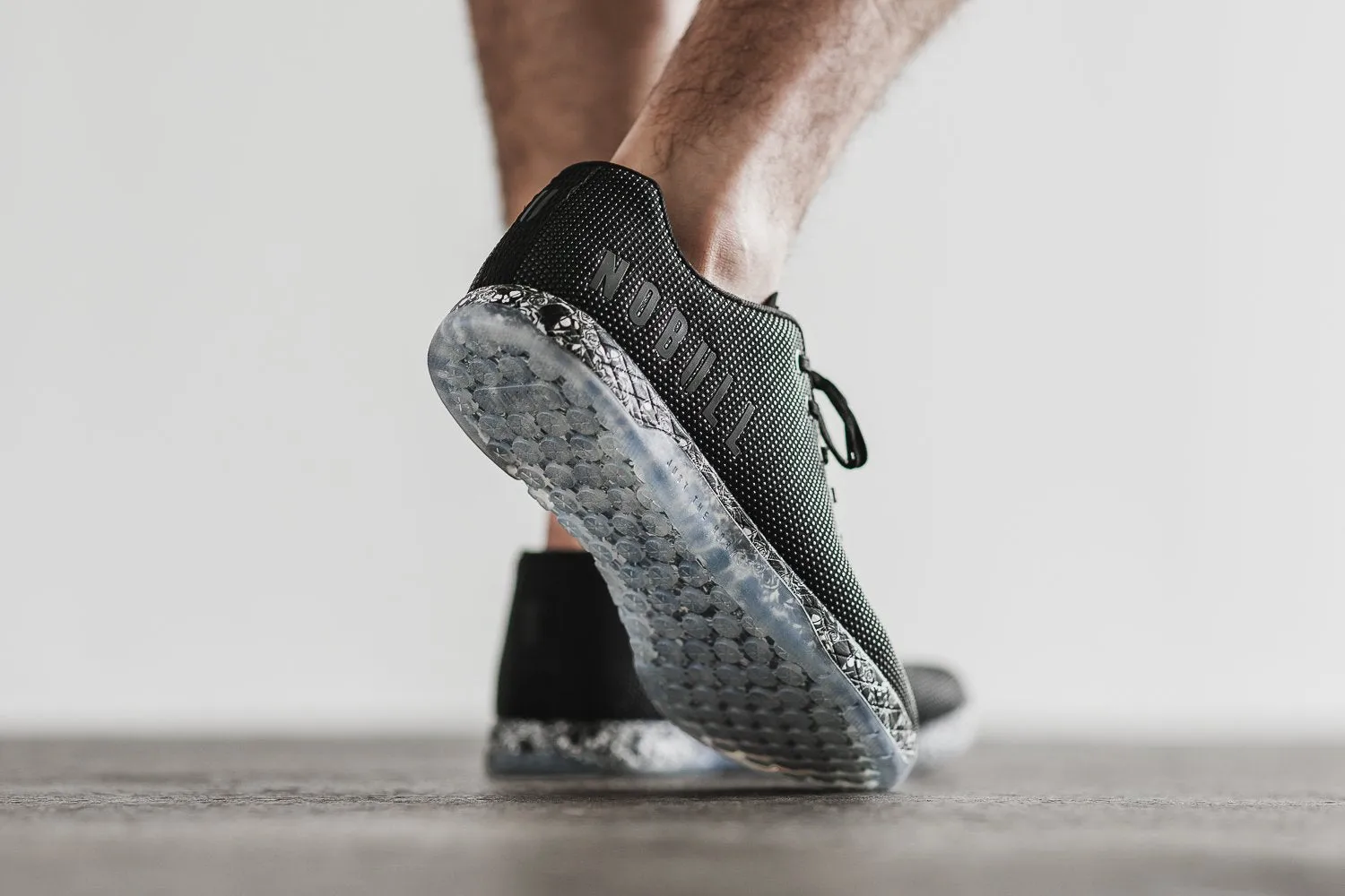 BLACK HEARTS TRAINER (MEN'S)