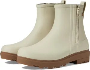 BOGS Holly Rain Zip Oatmeal 10 B (M)
