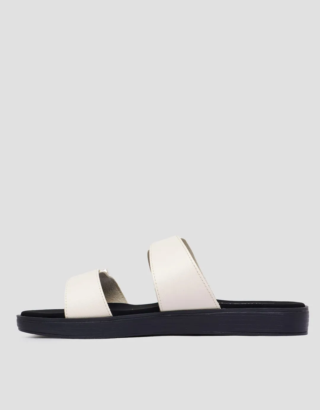 Connexion JVCS56 Sandal Slip On Wanita