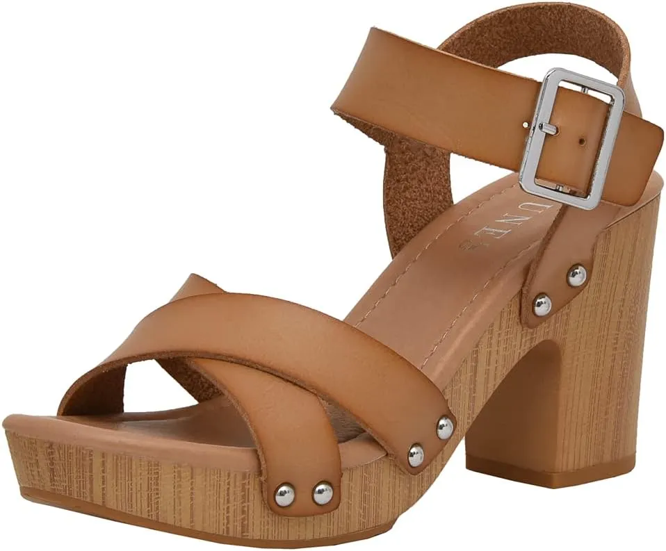 Dunes Women's Sayer Faux Wood Sandal  Comfort Foam & LiteSole Technology