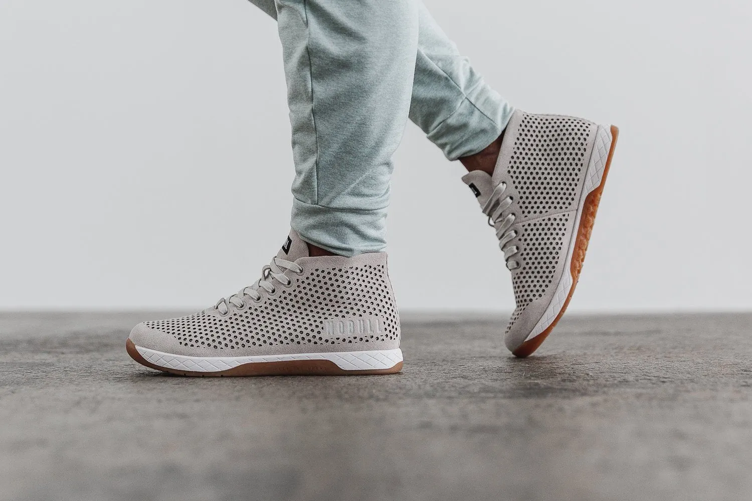 DUST SUEDE MID TRAINER (WOMEN'S)