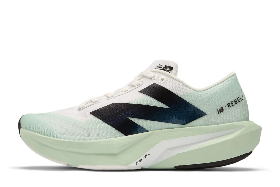 FuelCell Rebel v4 (B) Women's :Clay Ash | White