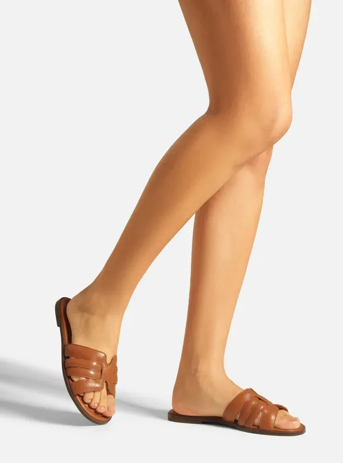 Hanna Flat Sandal