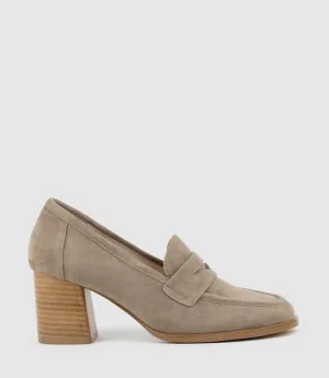 HAZEL65 Albert Throat Pump in Latte Suede