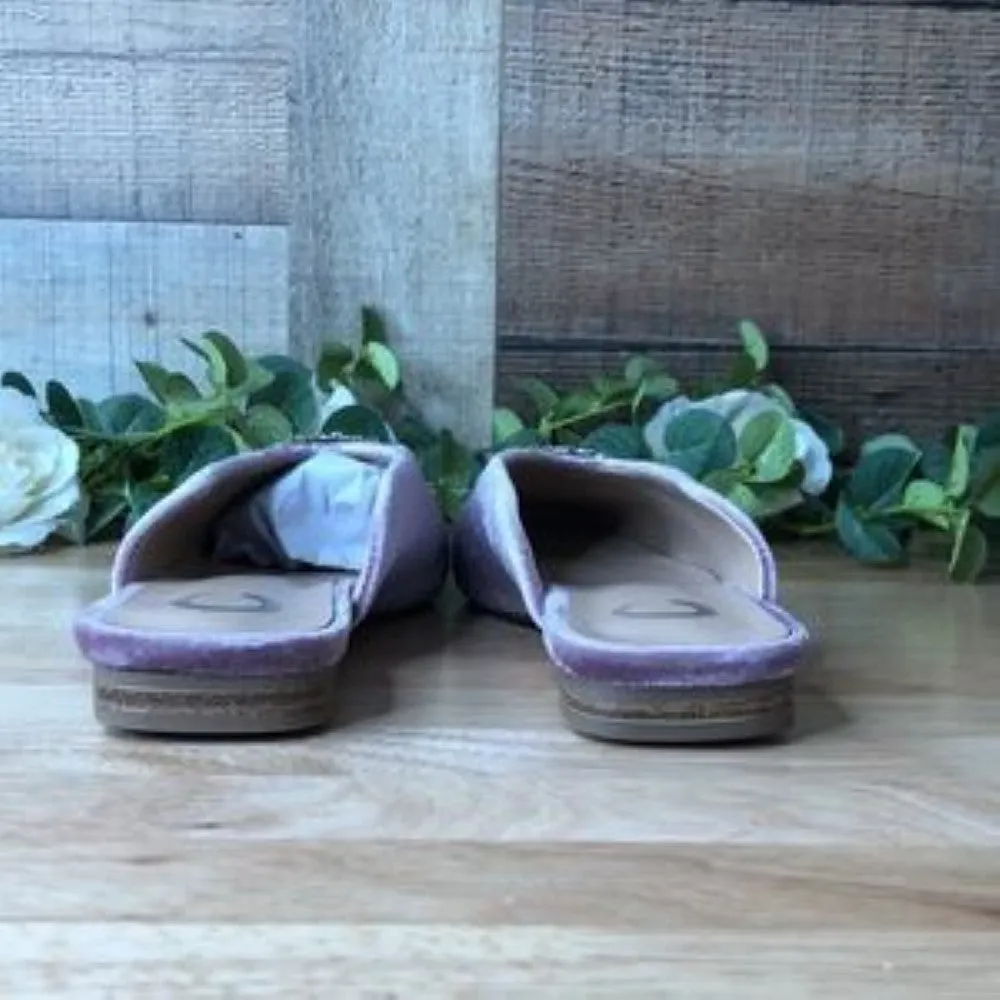 Journee Collection Women's Sonnia Velvet Mule Lilac, 7.5