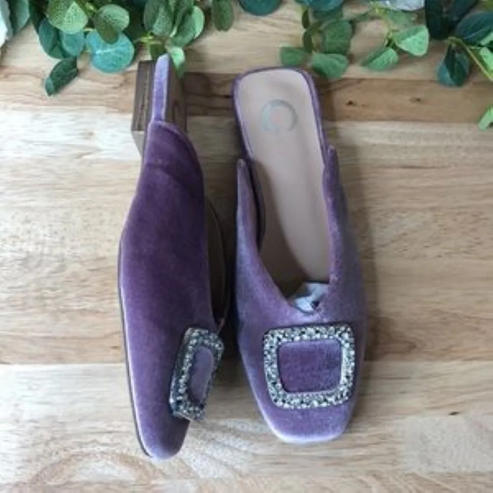 Journee Collection Women's Sonnia Velvet Mule Lilac, 7.5
