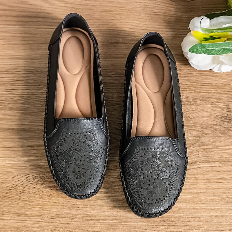 Luna Leather Moccasins