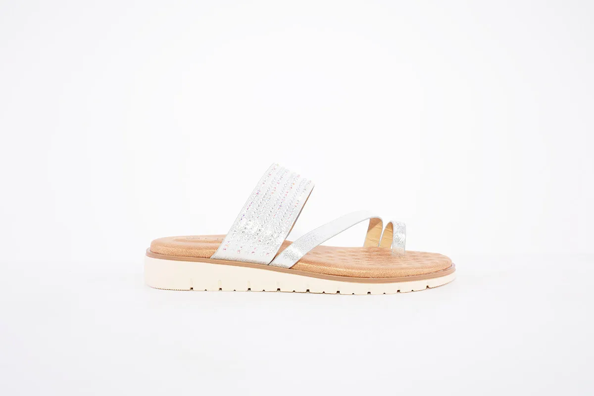 LUNAR - JLH290 FELICITY FLAT TOE-LOOP FASHION MULE - SILVER