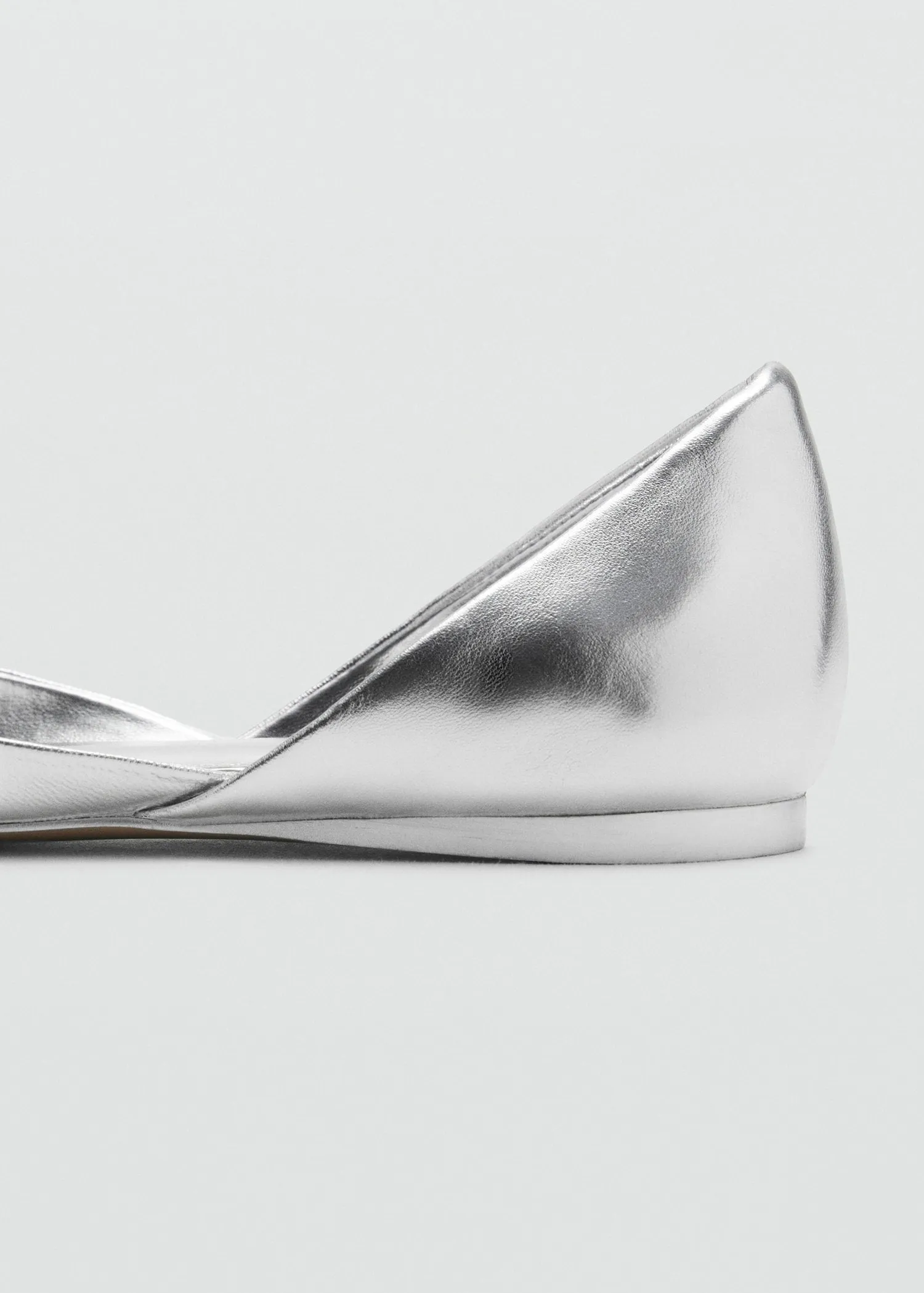 Metallic leather sandals