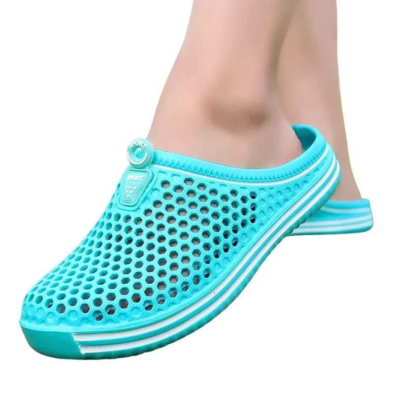 Non-slip closed sandal