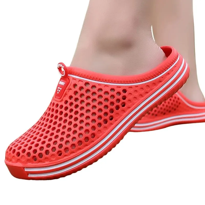 Non-slip closed sandal