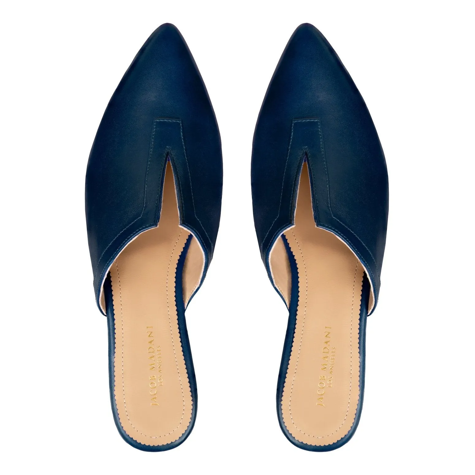 Pointy-toe Flat Mule in Calfskin with Slit