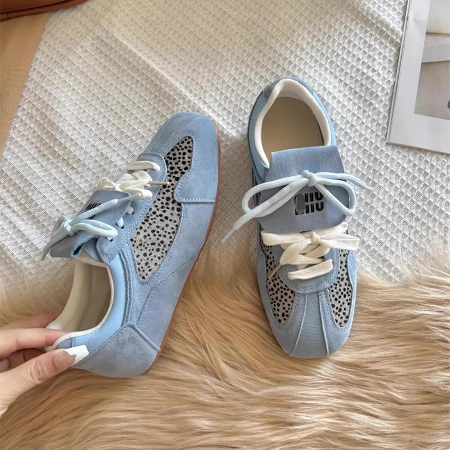 Retro Leopard Print Sneakers Women Fashion Flat Trainers – Vintage Gump Style Casual Lace-Up Walking Shoes Breathable & Wear-Resistant