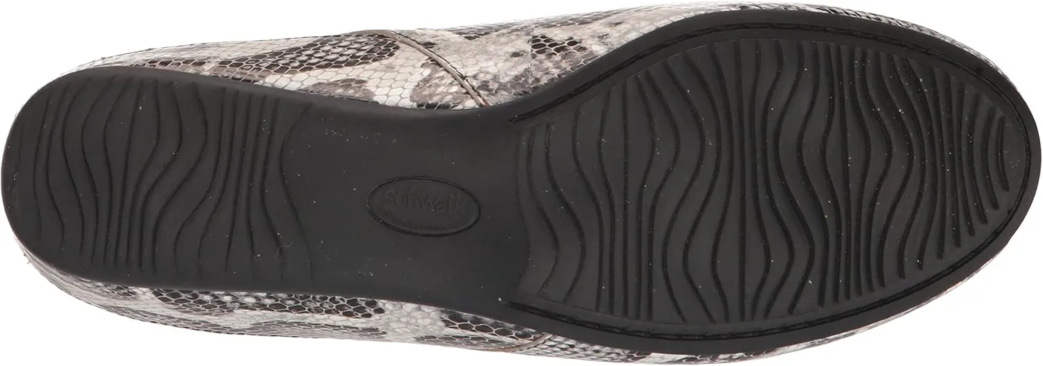 SoftWalk Women's Sandy Ballet Flat