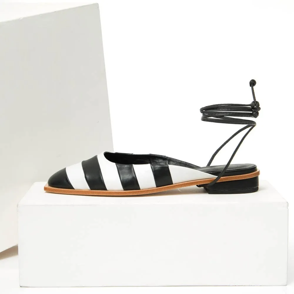 St Tropez Black & White