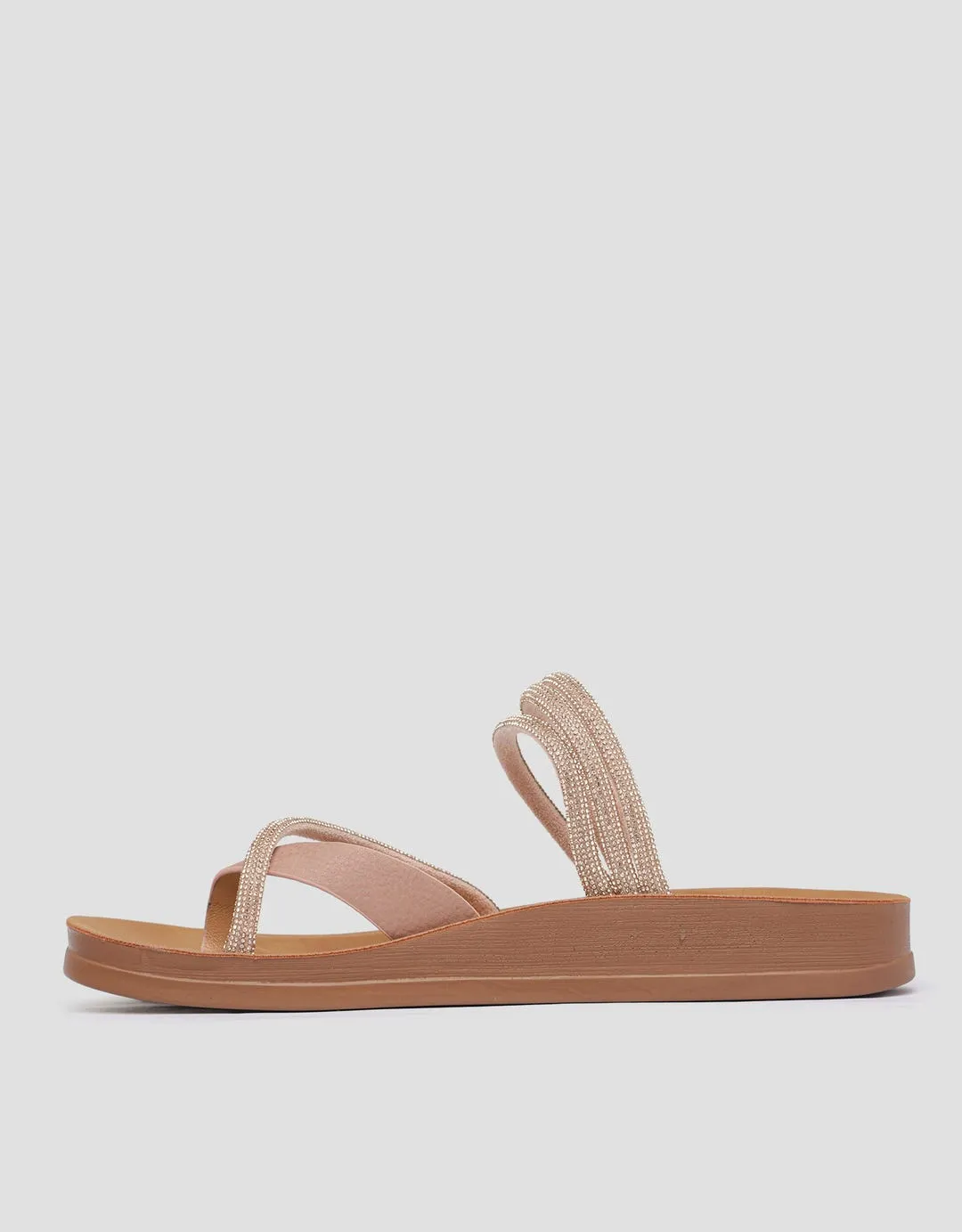 St. Yves Adorable Slipper Sandal Wanita