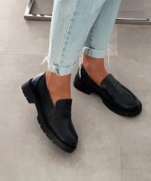 Supportive stylish orthopedic summer footwear