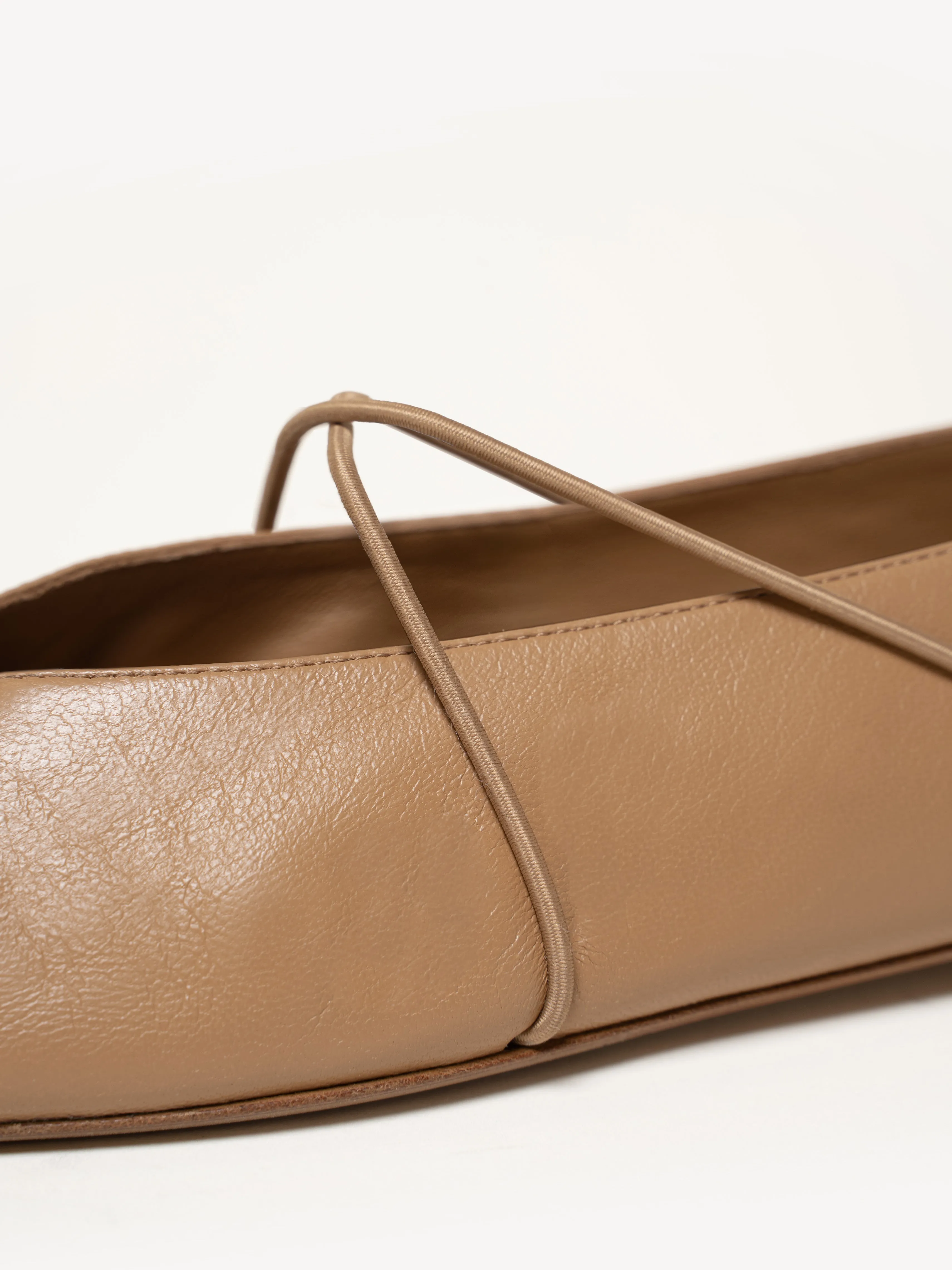 The Una (Sample Sale)