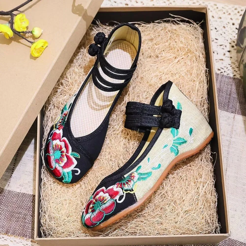 TN TANGNEST Women's Floral Embroidered Vintange Buckle Flat Shoes Round Toe Dress Mary Jane Shoes
