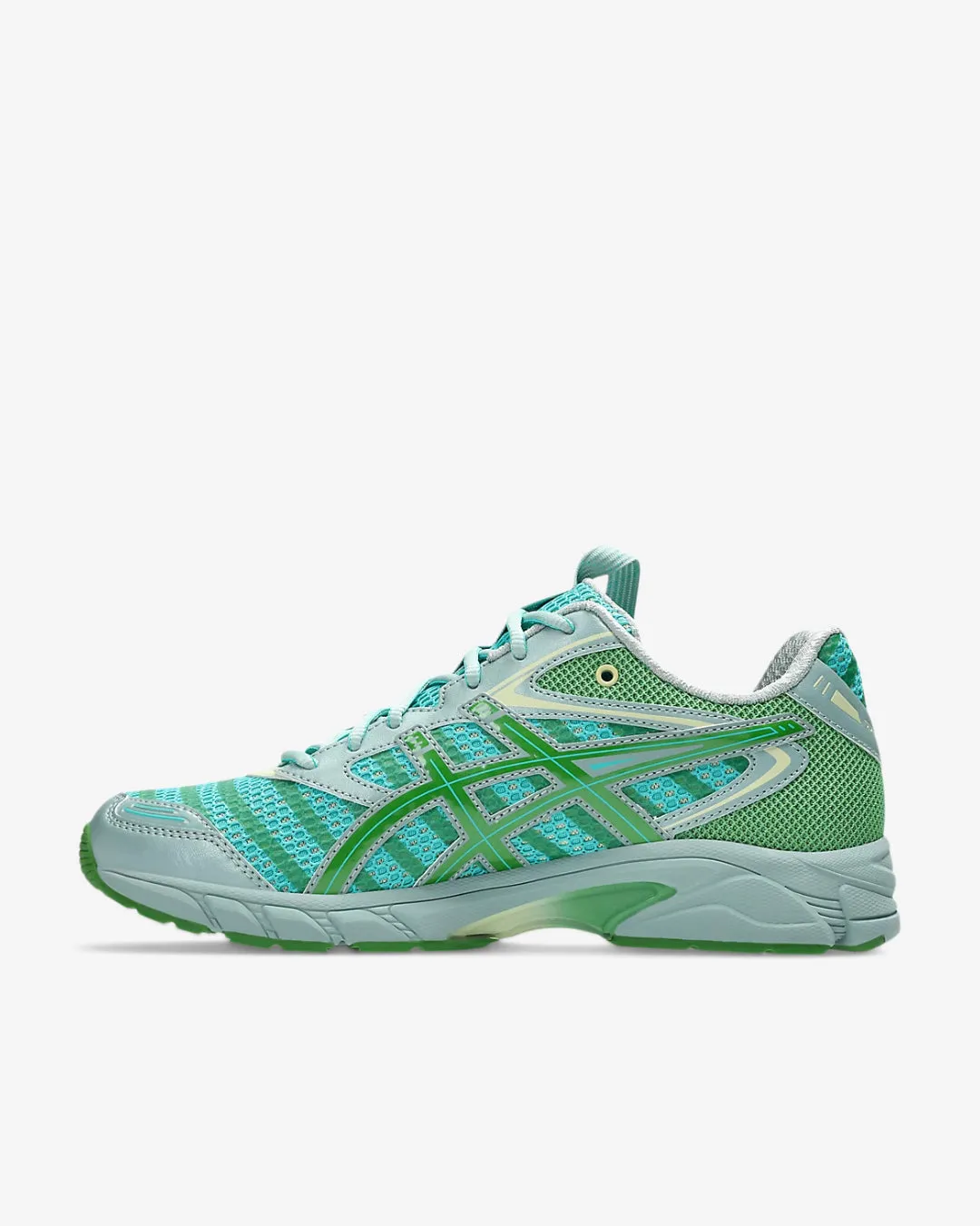UB9-S GEL-DS TRAINER 14 - WATERFALL/ROCK
