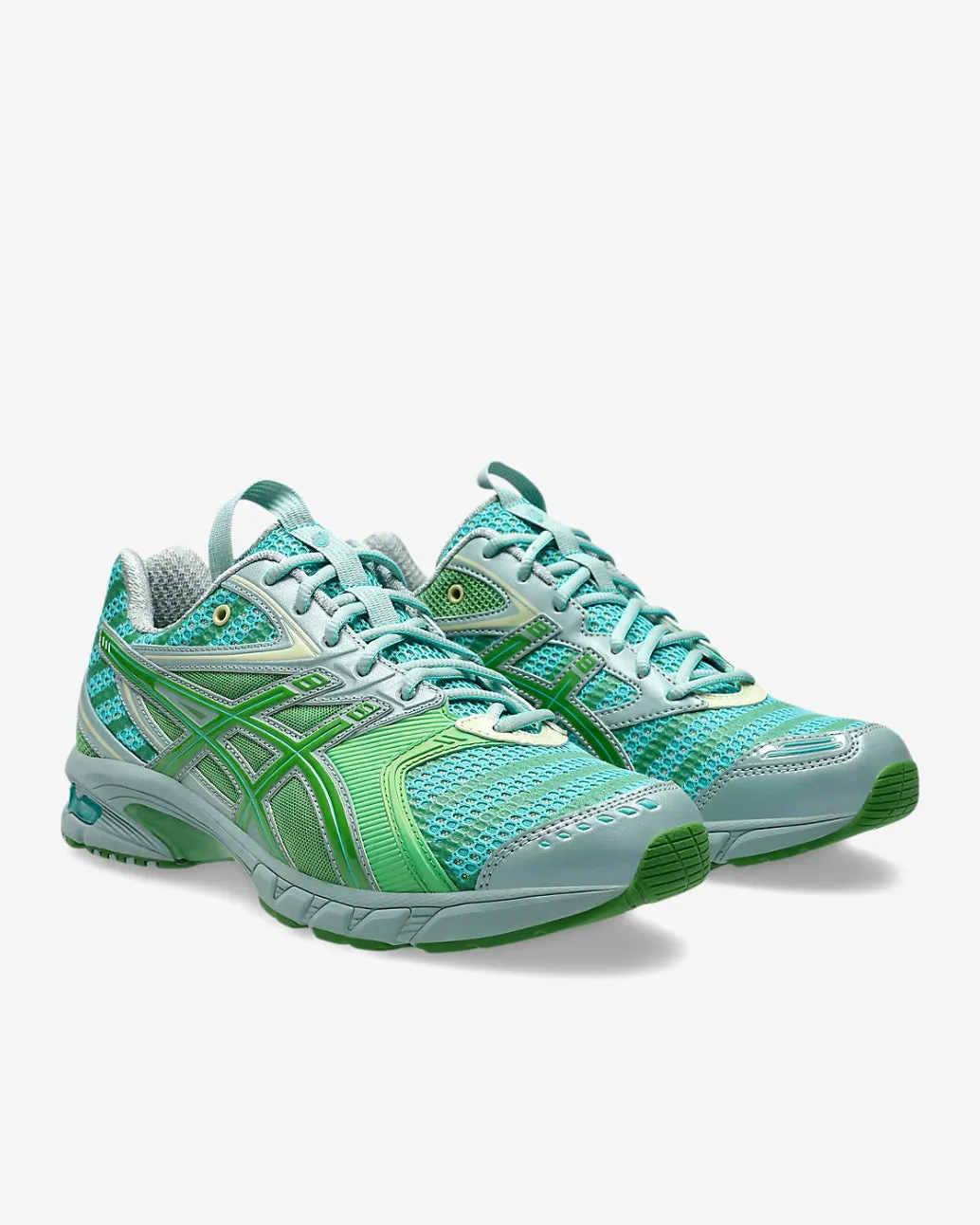 UB9-S GEL-DS TRAINER 14 - WATERFALL/ROCK