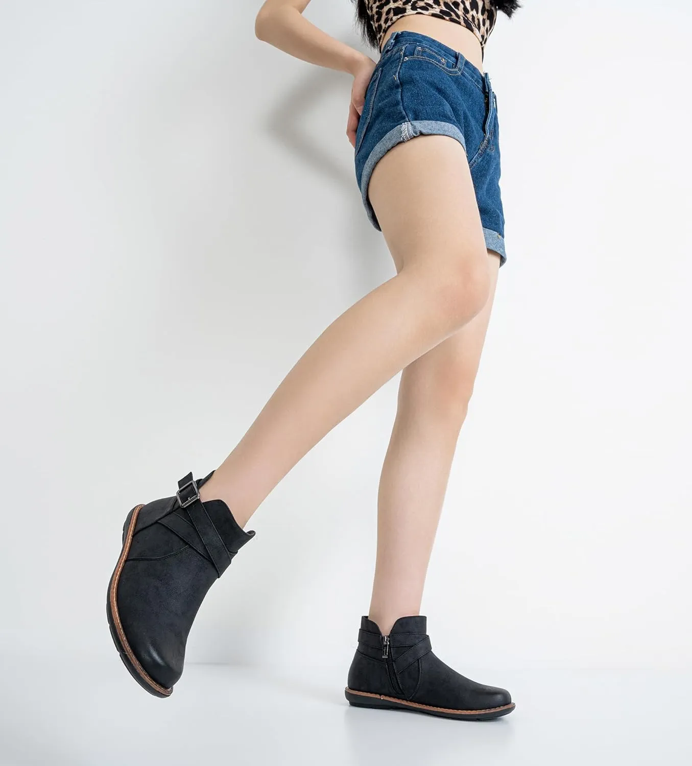 Vepose Womens 9005 Flat Ankle Boots, No Heel Round Toe Short Booties
