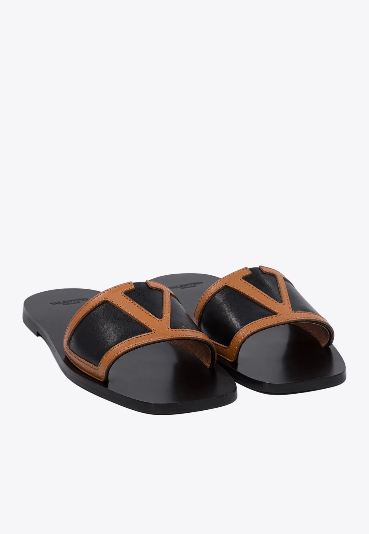 Viva Superstar VLogo Flat Sandals