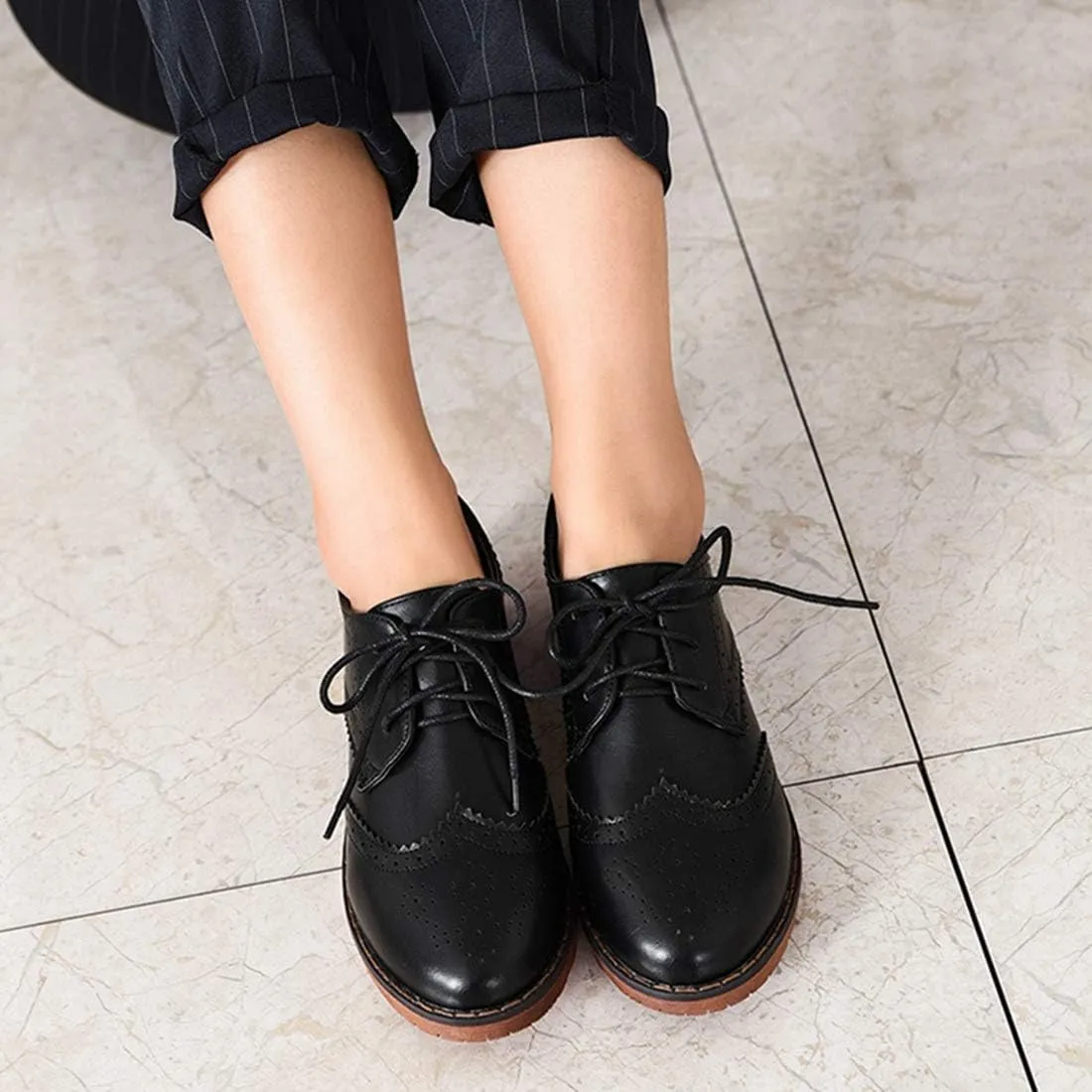 VOKLIN Women's Classic Flat Saddle Oxford Shoes Lace Up Wingtip Perforated Low Heels Vintage School Brogues