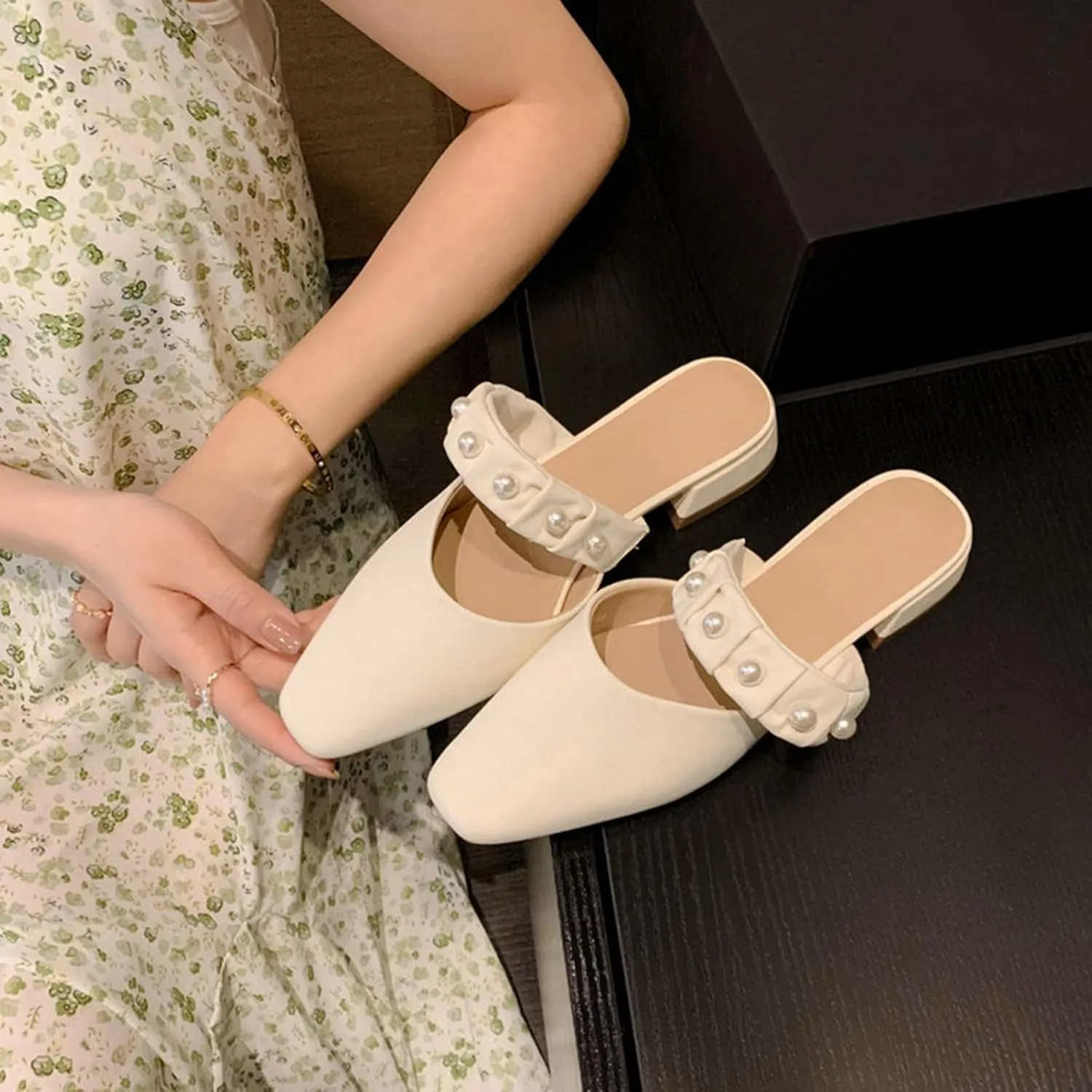 Women Low Heel Mules Sandals Closed Square Toe Pearl Strap Backless Slip on Flat Slide Pumps Shoes