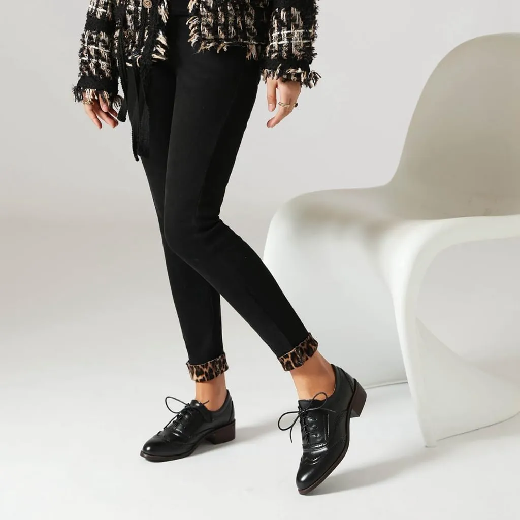 Women's Flat Saddle Oxford Shoes Round Toe Wingtip Lace Up Low Heel Perforated School Uniform Oxfords Brogues