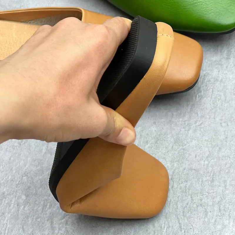 Women's Handmade Leather Closed Toe Comfort Mule Shoes